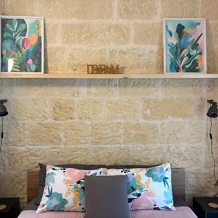 Historic Maisonette With Private Entrance Senglea