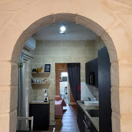 Historic Maisonette With Private Entrance