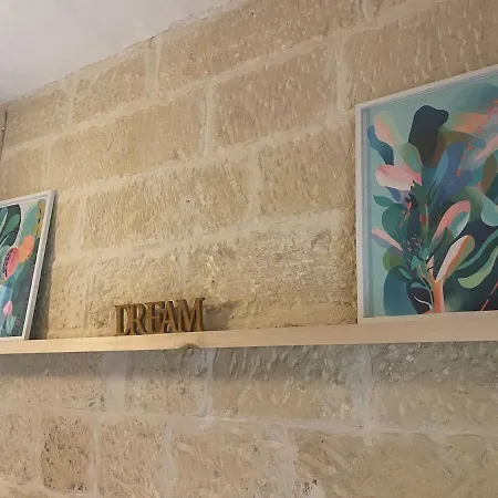 بيت للعطل Historic Maisonette With Private Entrance